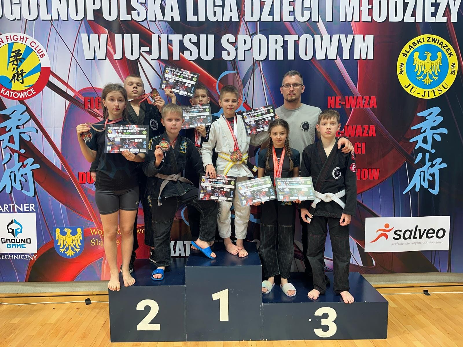 11 medali na zawodach Ligi dzieci i młodzieży w Ju-Jitsu Sportowym w Katowicach